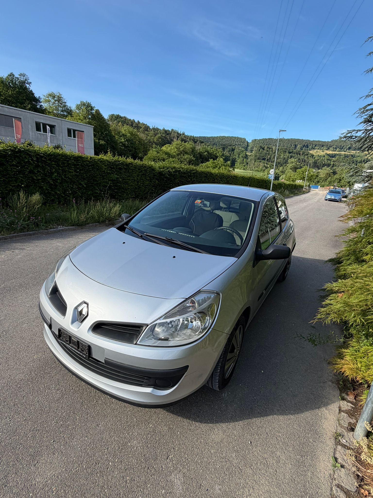 RENAULT Clio 1.2 16V Authentique-image-6