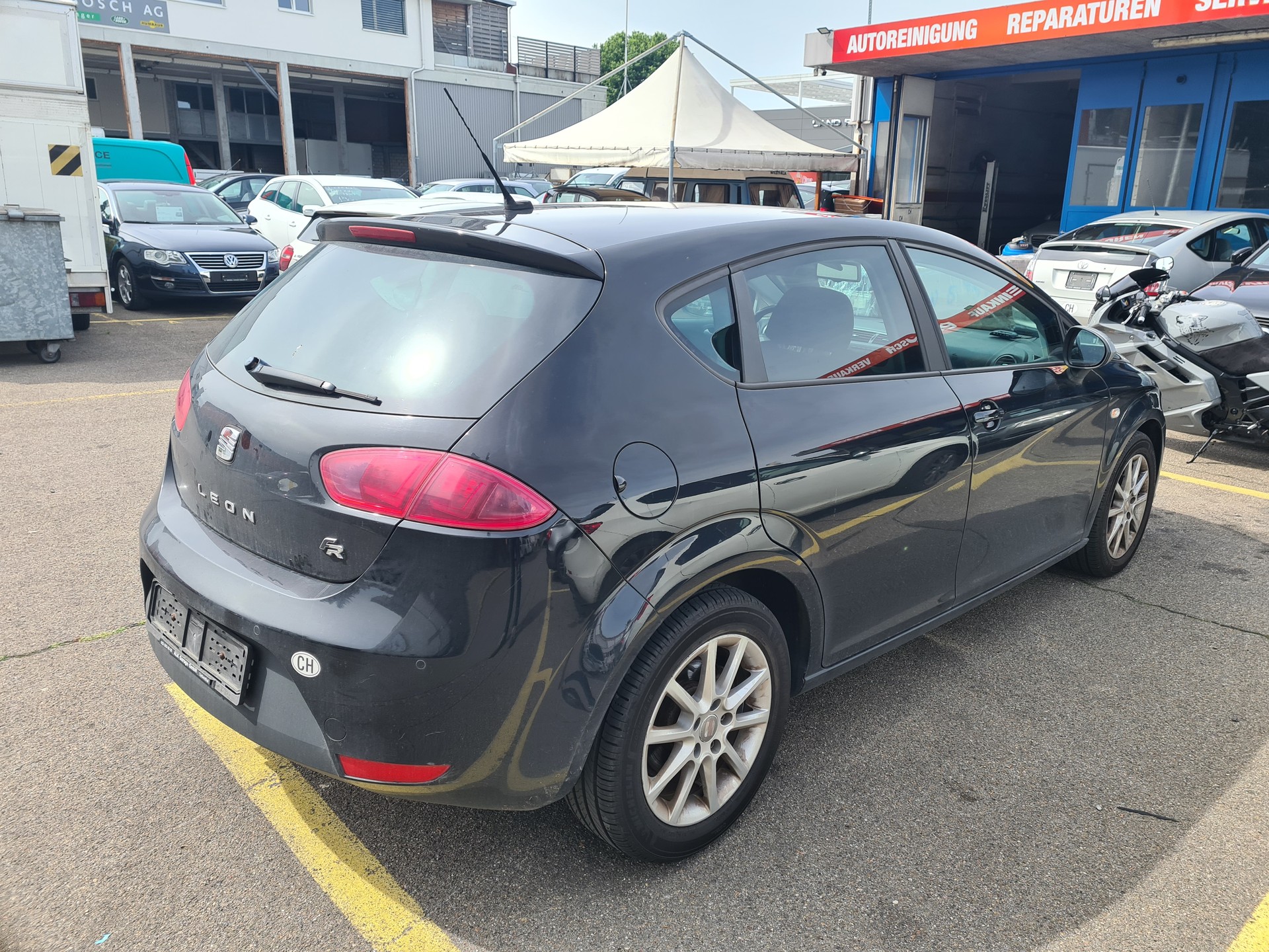 SEAT Leon 2.0 TSI FR-showroom-element-2