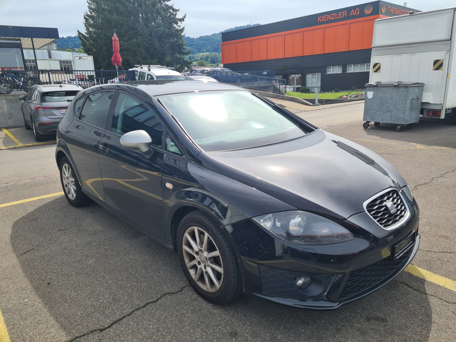 SEAT Leon 2.0 TSI FR-showroom-element-1
