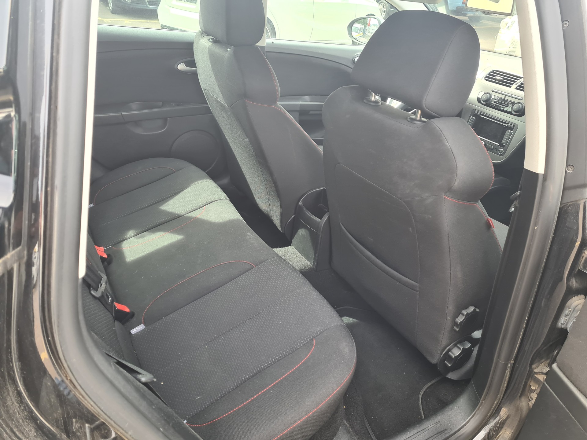 SEAT Leon 2.0 TSI FR-image-5
