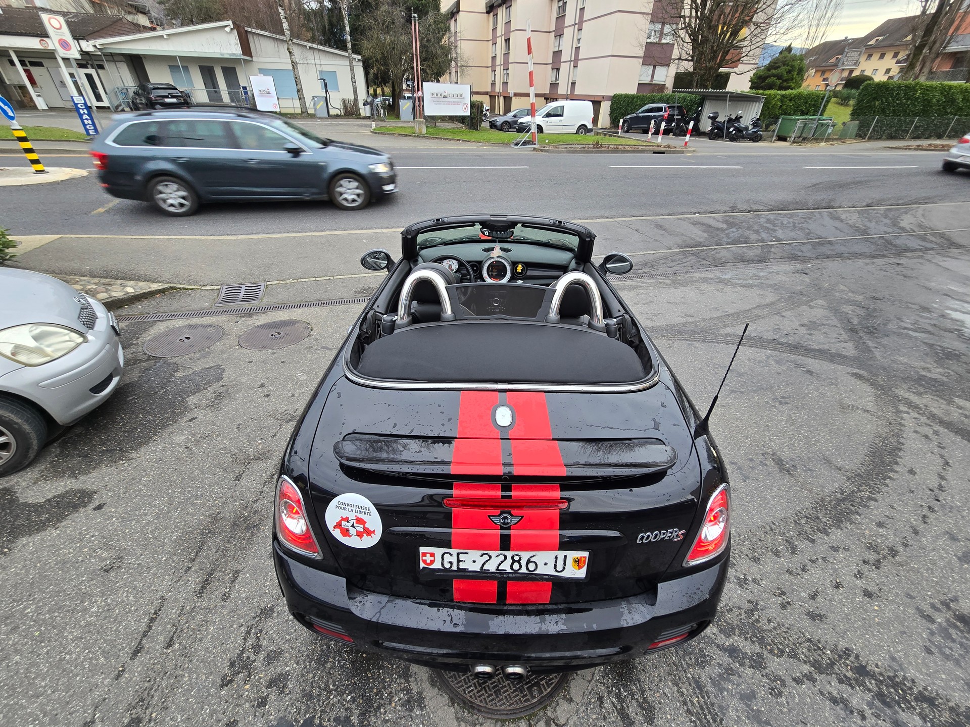 MINI Cooper S RoadsterSteptronic-image-2