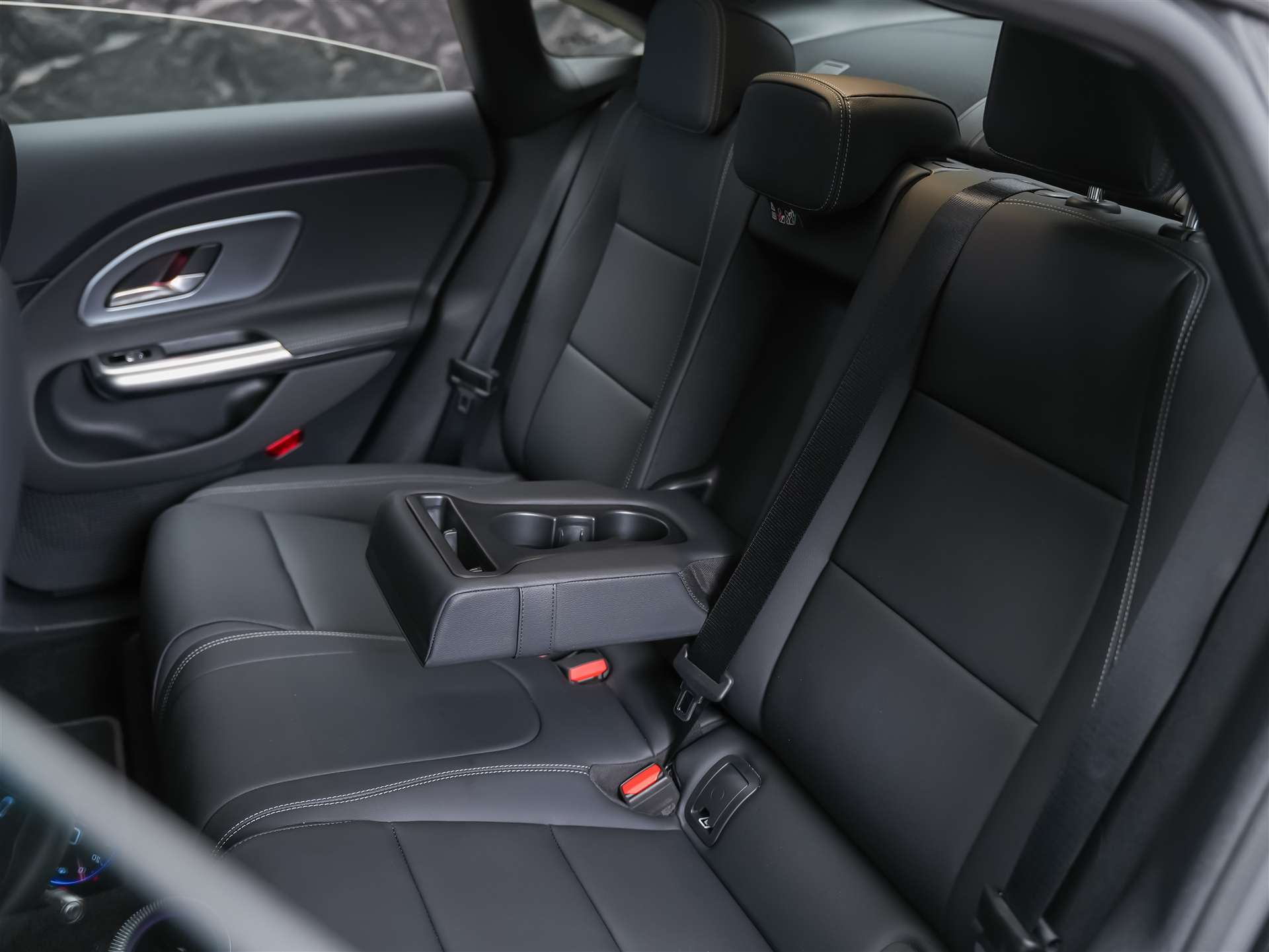 MERCEDES-BENZ CLA 200 8G-DCT *Werksgarantie*Panorama*Abstandsregler*Sitzheizung*-image-14