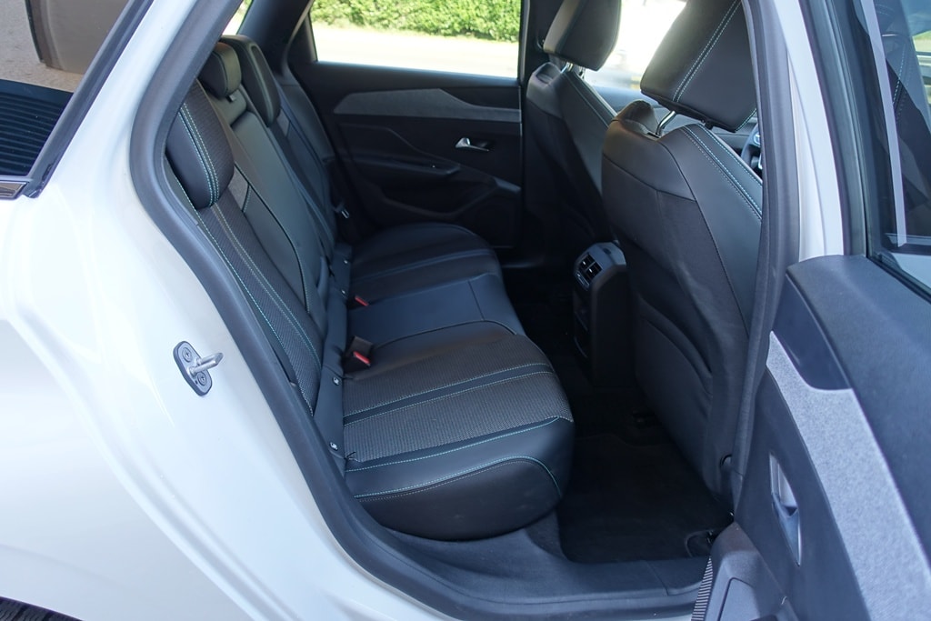PEUGEOT 308 e SW Allure 54kWh-image-12