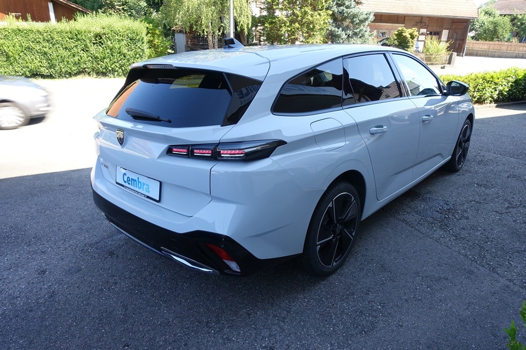 PEUGEOT 308 e SW Allure 54kWh-image-3