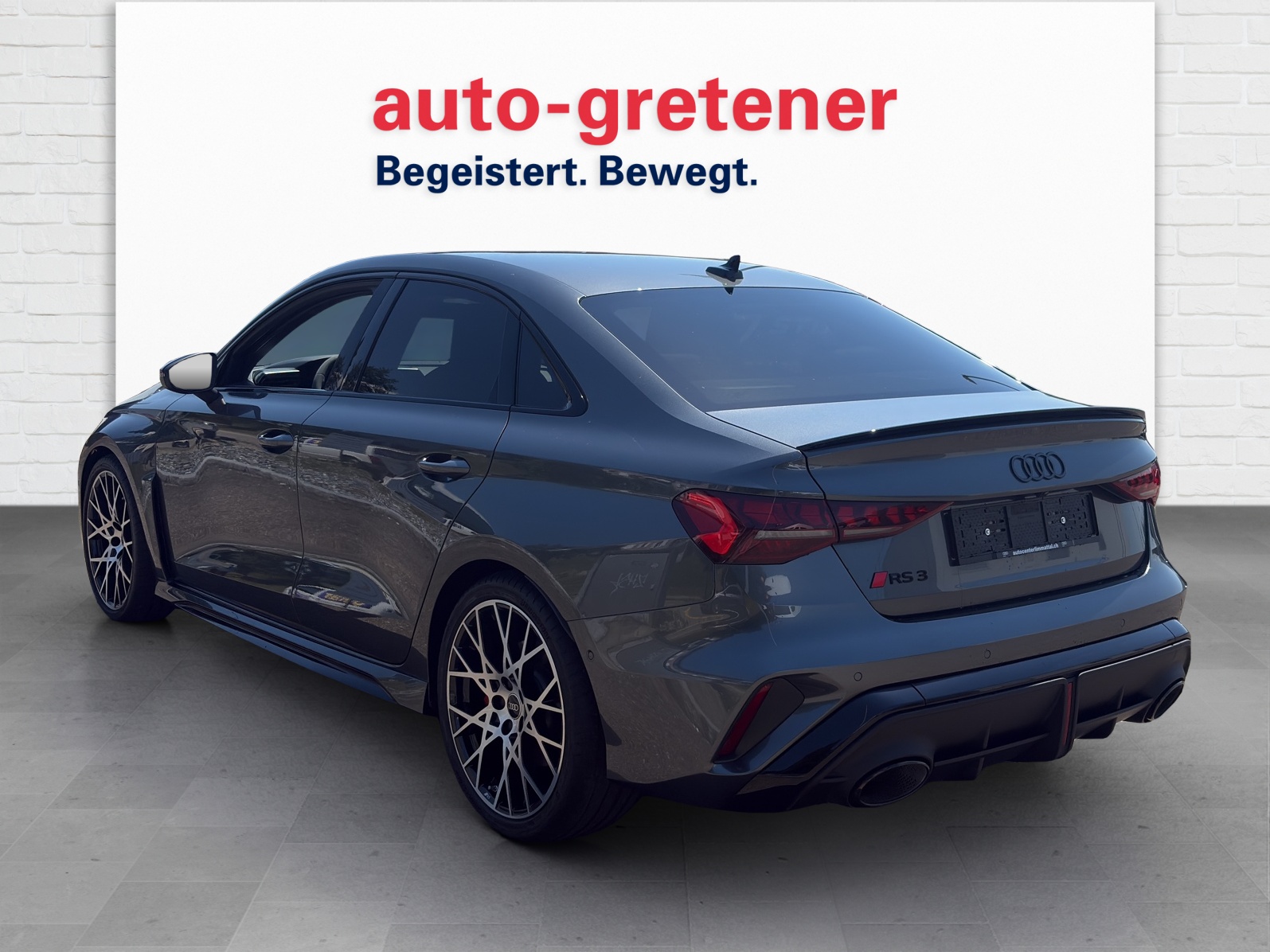 AUDI RS3 Limousine 2.5 TFSI quattro S-Tronic-showroom-element-1
