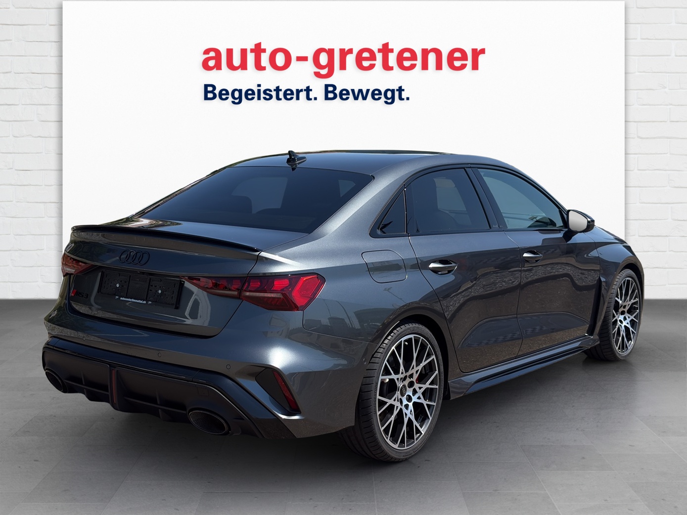 AUDI RS3 Limousine 2.5 TFSI quattro S-Tronic-showroom-element-2