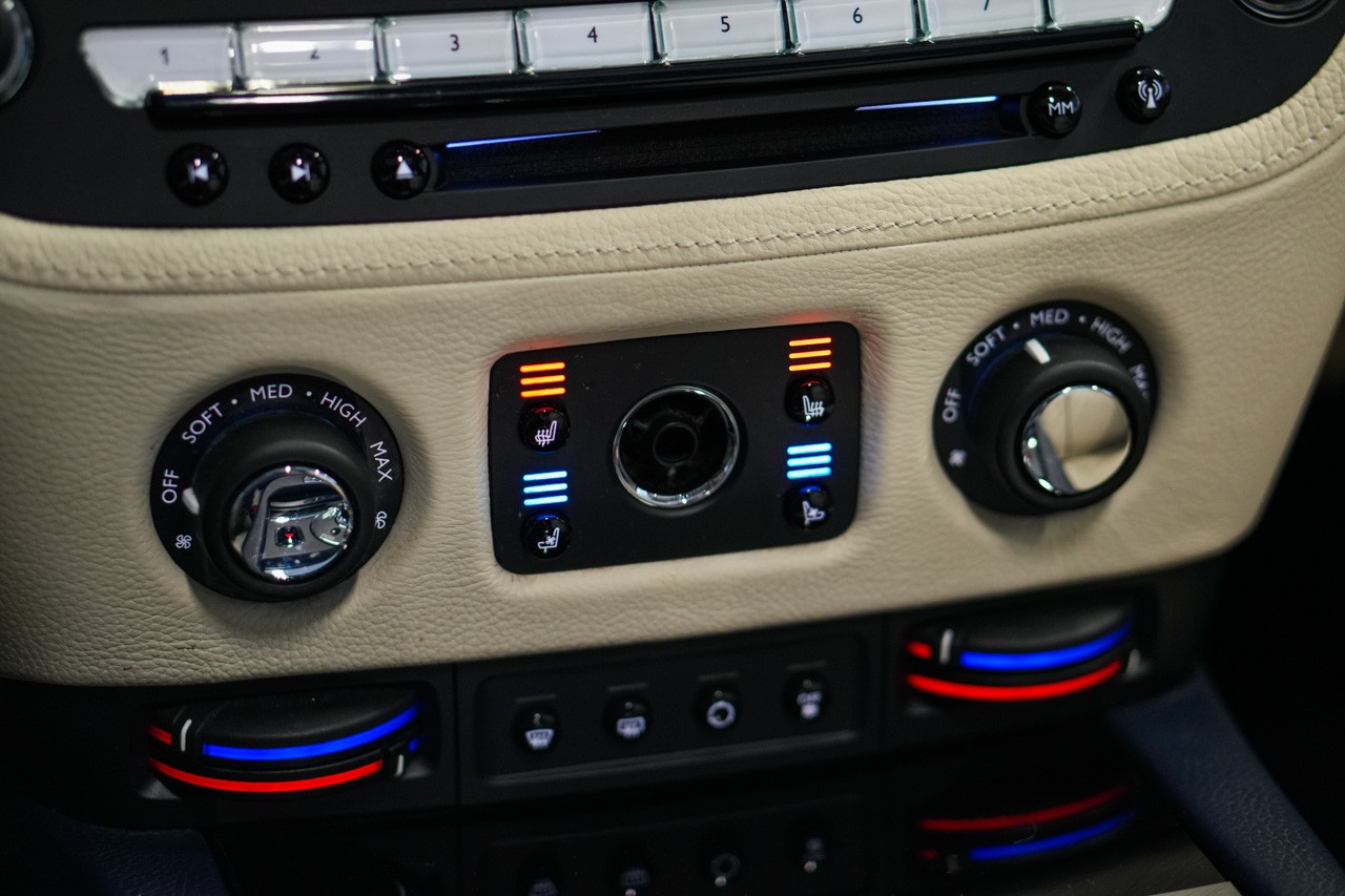 ROLLS-ROYCE Ghost 6.6 V12 EWB-image-25