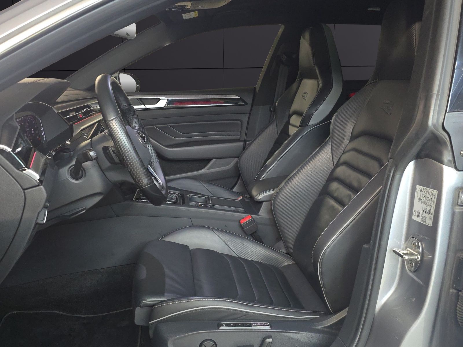 VW Arteon SB 2.0 TSI R-Line 4Motion DSG CH-Fahrzeug-image-8