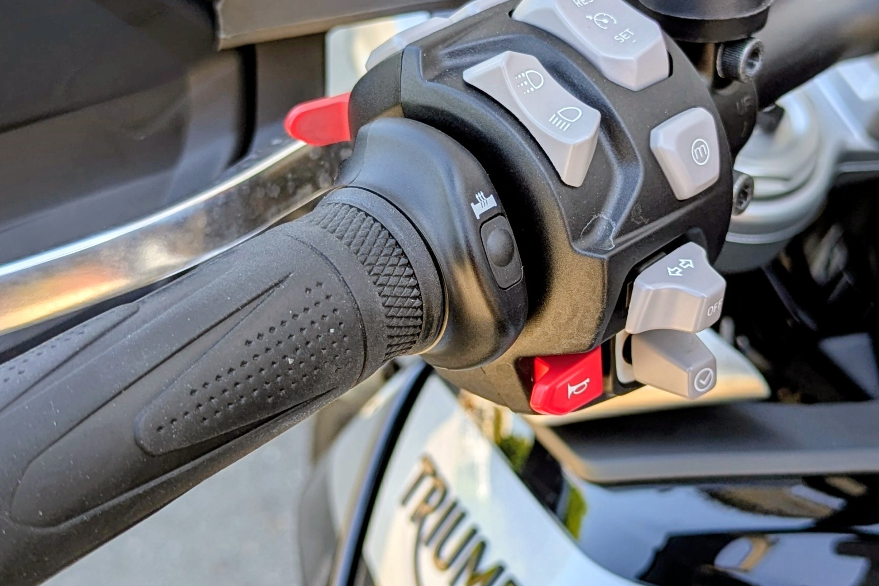 TRIUMPH Tiger 900 GT Pro-image-7