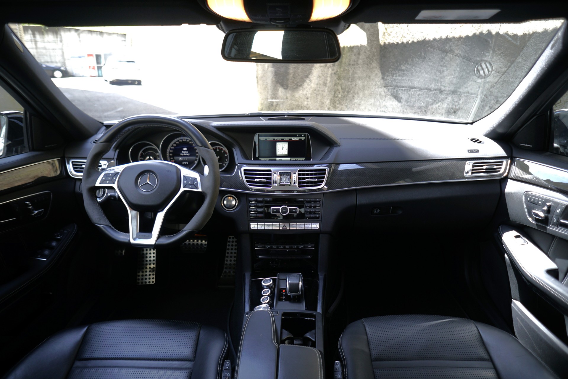 MERCEDES-BENZ E 63 AMG S 4Matic Speedshift-image-10