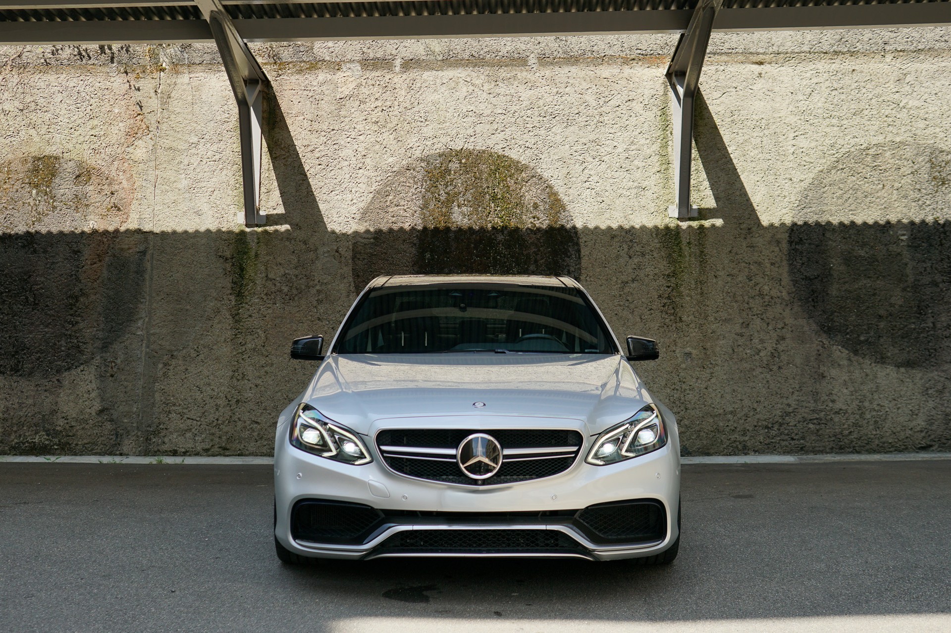 MERCEDES-BENZ E 63 AMG S 4Matic Speedshift-showroom-element-1