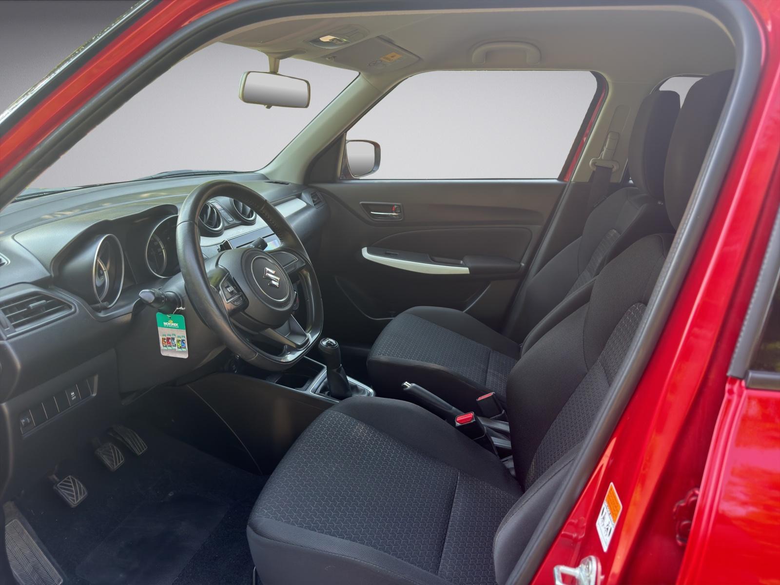 SUZUKI Swift 1.2 Compact+ 4x4-image-9