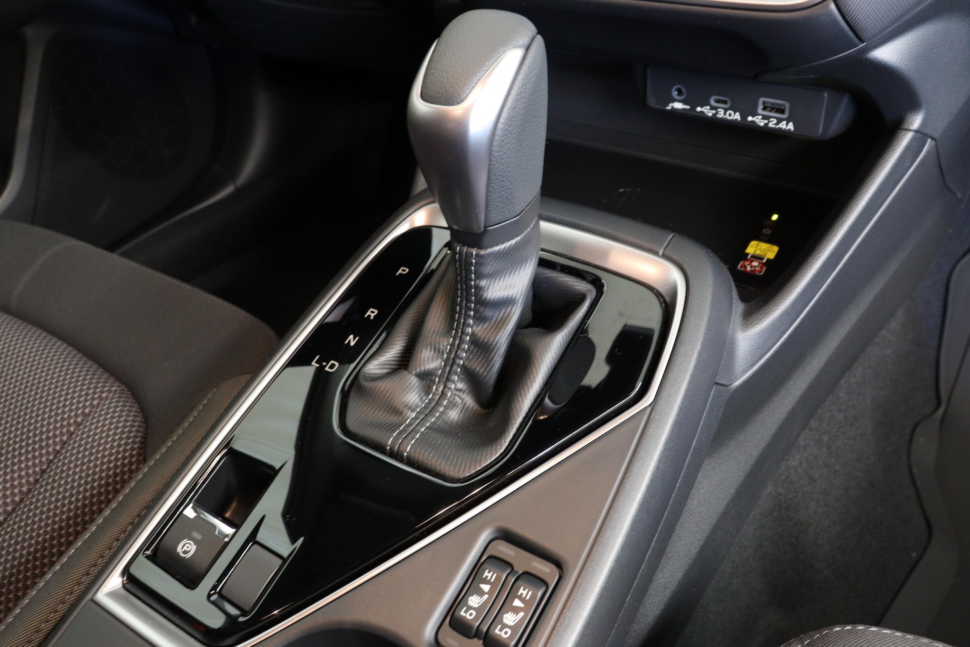 SUBARU Impreza 2.0i e-Boxer Swiss Plus-image-9