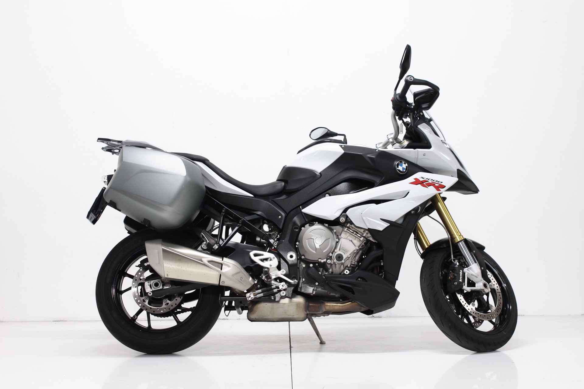 BMW S 1000 XR-image-1