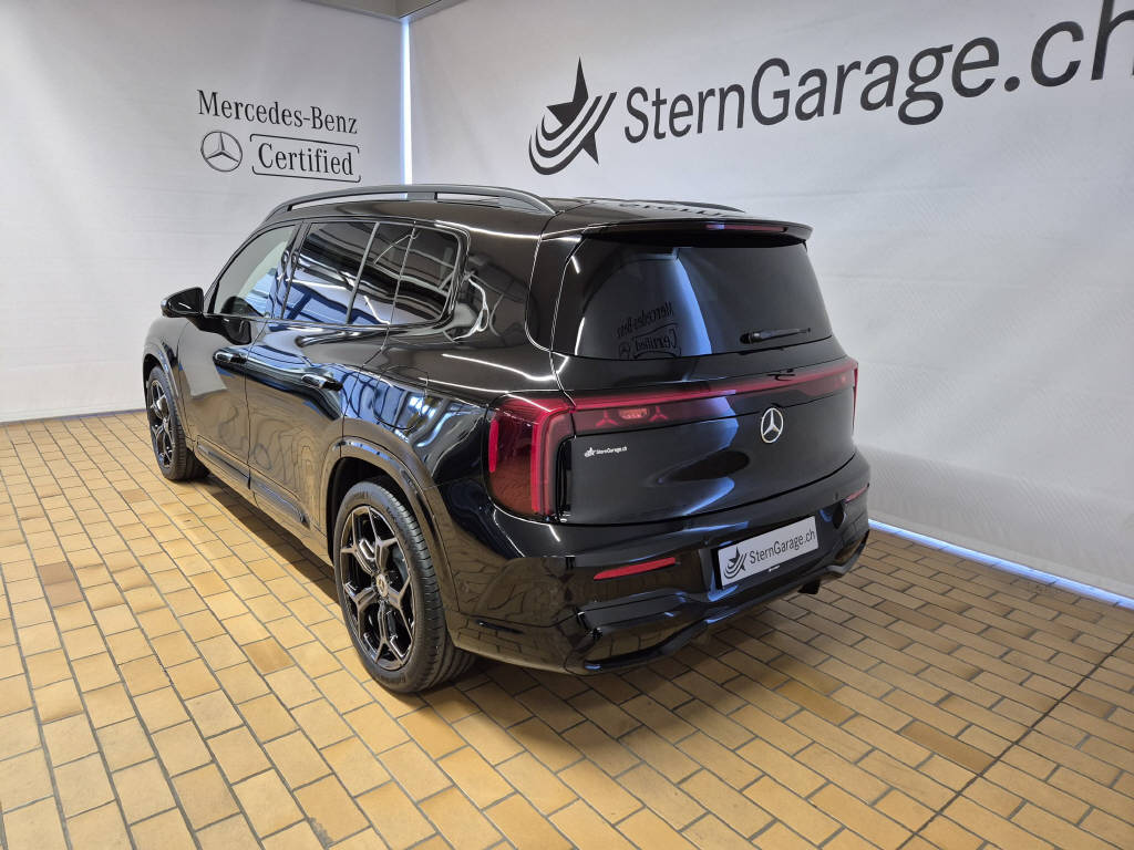MERCEDES-BENZ GLB 220 4Matic-showroom-element-2