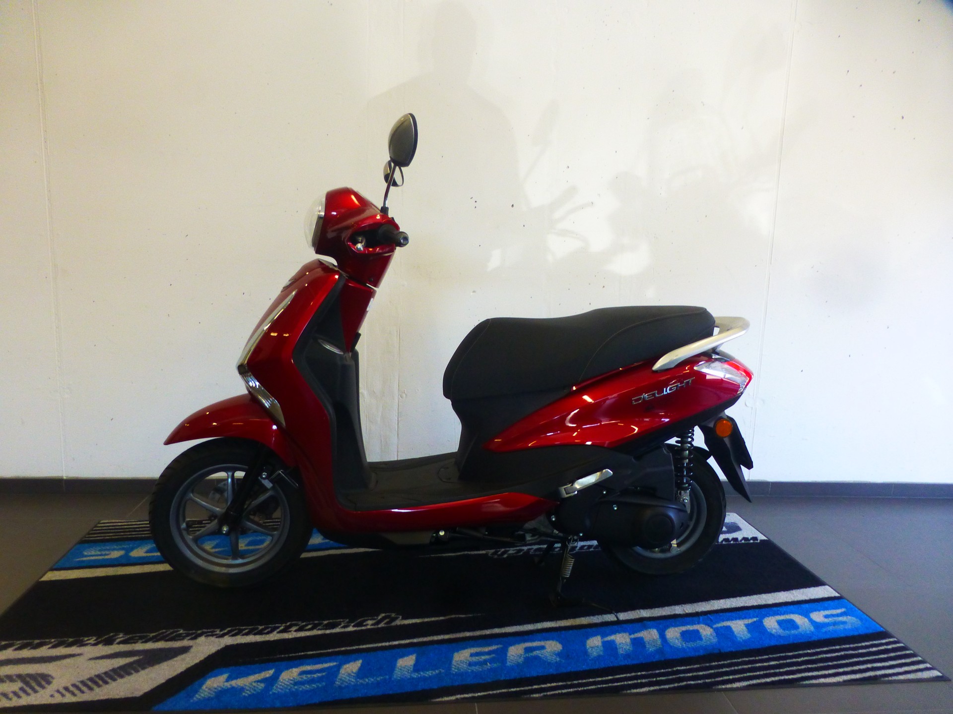 YAMAHA D'elight LTS 125-image-1