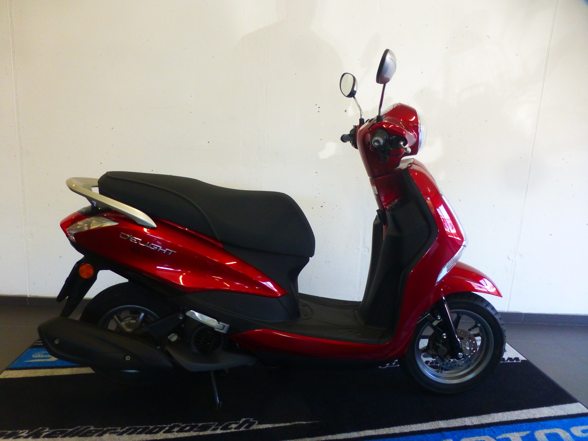 YAMAHA D'elight LTS 125-image-0