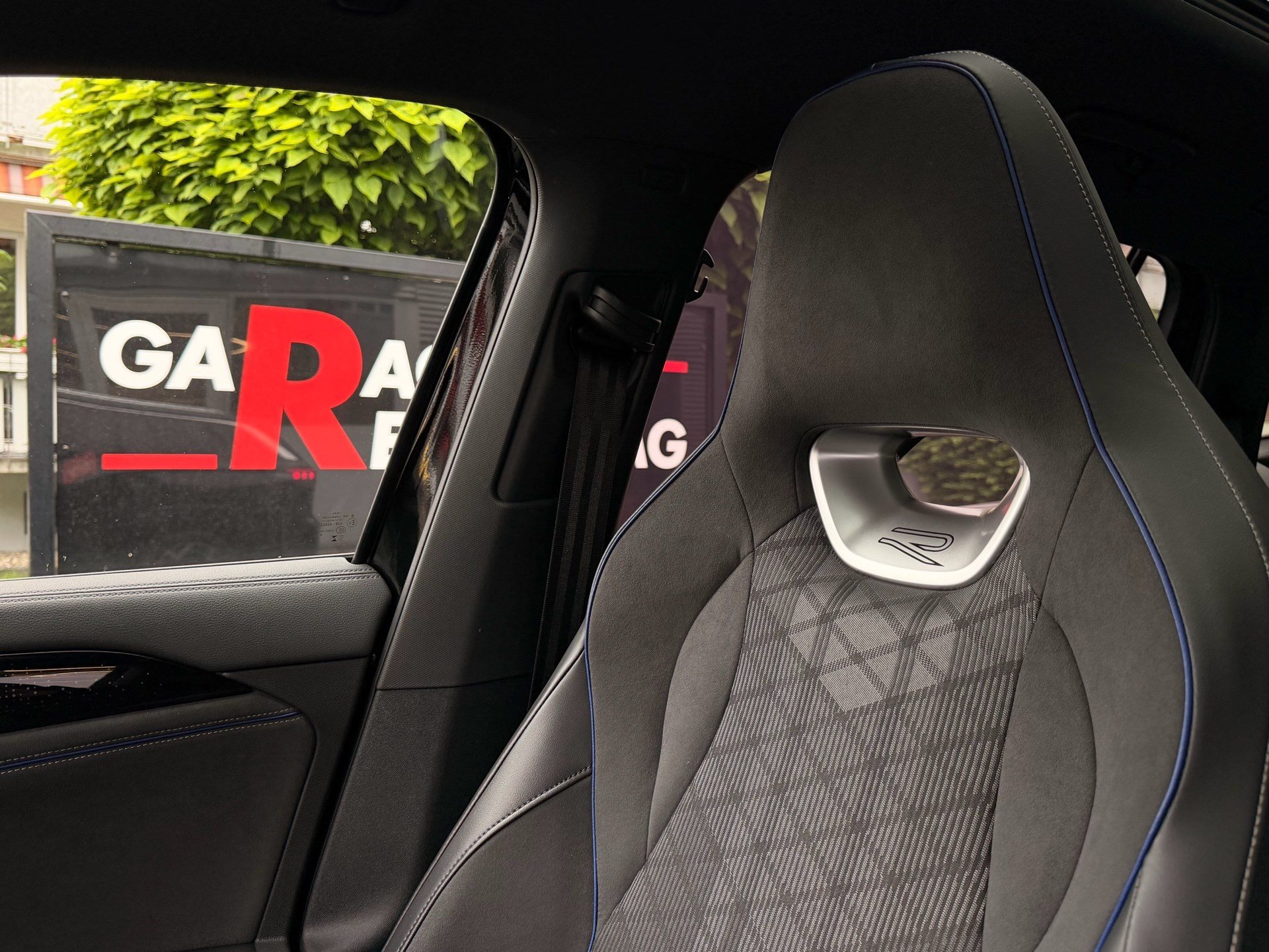 VW Tayron 2.0 TDI 193 PS 4MOTION R-LINE *** HEAD-UP DISPLAY & ANHÄNGERKUPPLUNG***-image-24