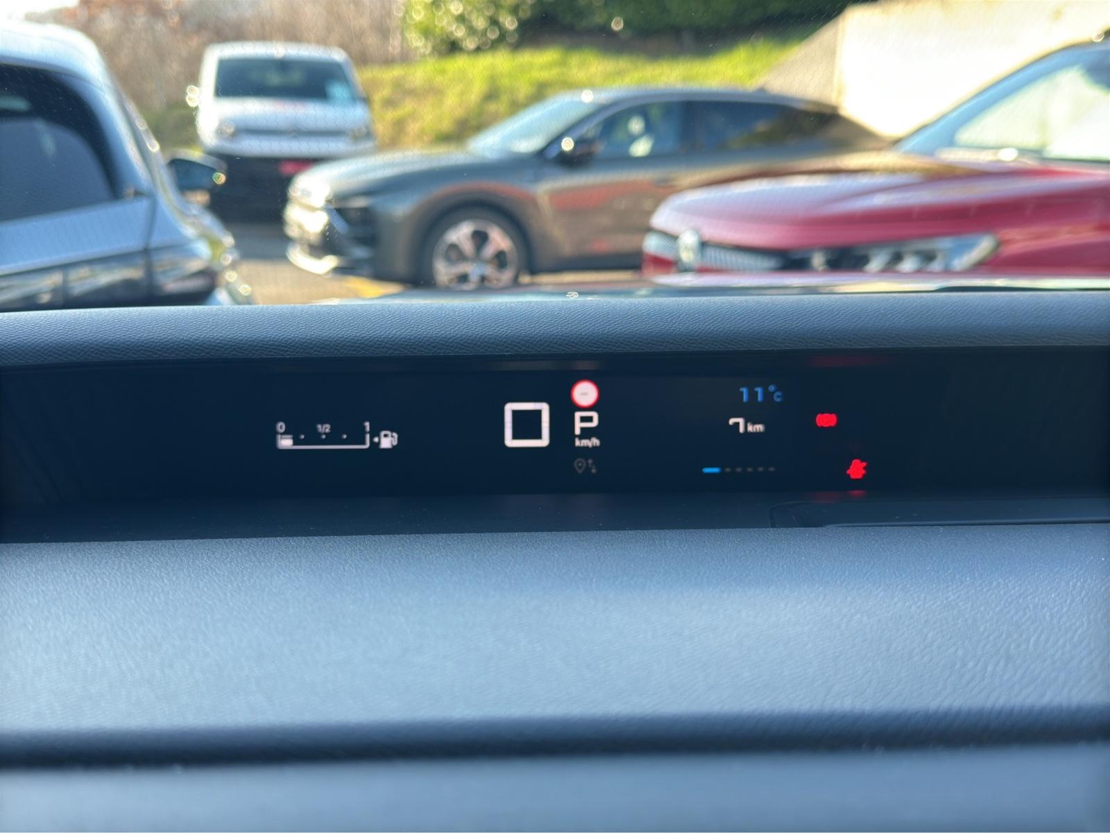 CITROEN C3 1.2 Hybrid 110 Max-image-12
