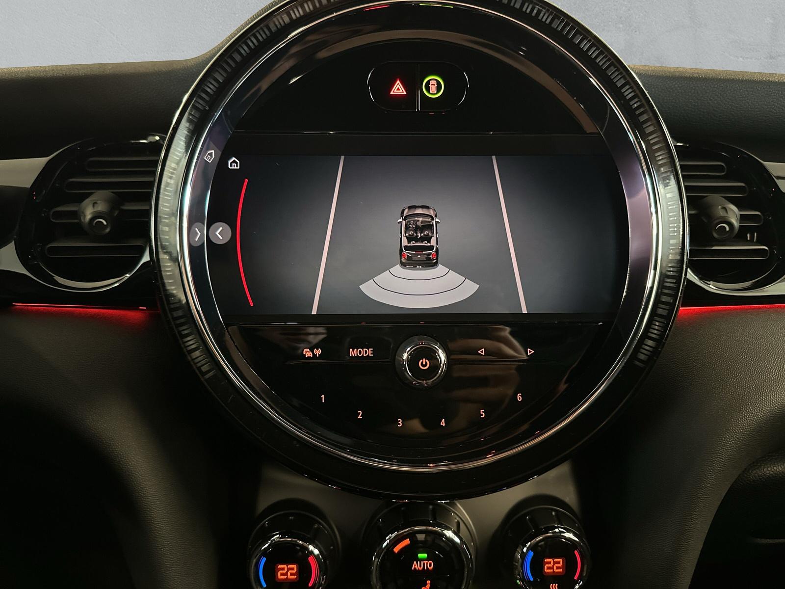 MINI Cabrio John Cooper Works F57 2.0i (CH)-image-14