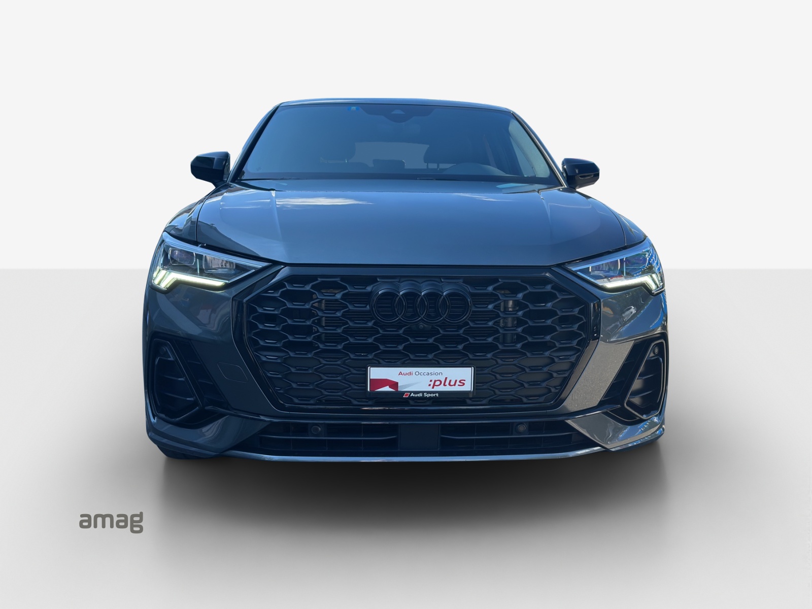 AUDI Q3 Sportback 35 TFSI S line Attraction S-tronic-showroom-element-1