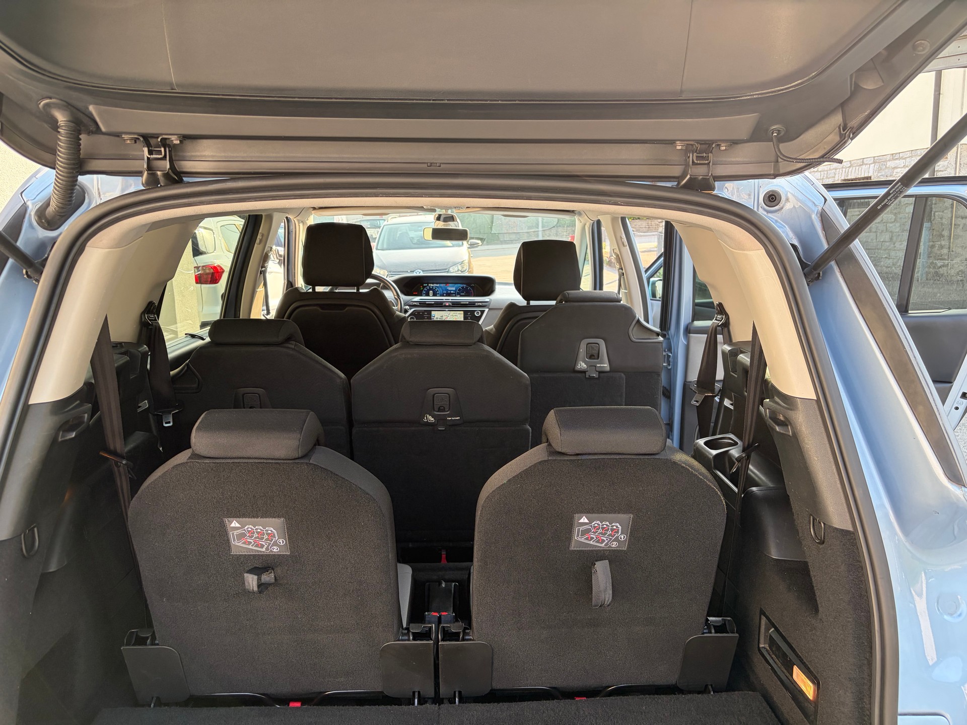 CITROEN Grand C4 Picasso 1.6i 16V e-THP Intensive-image-10