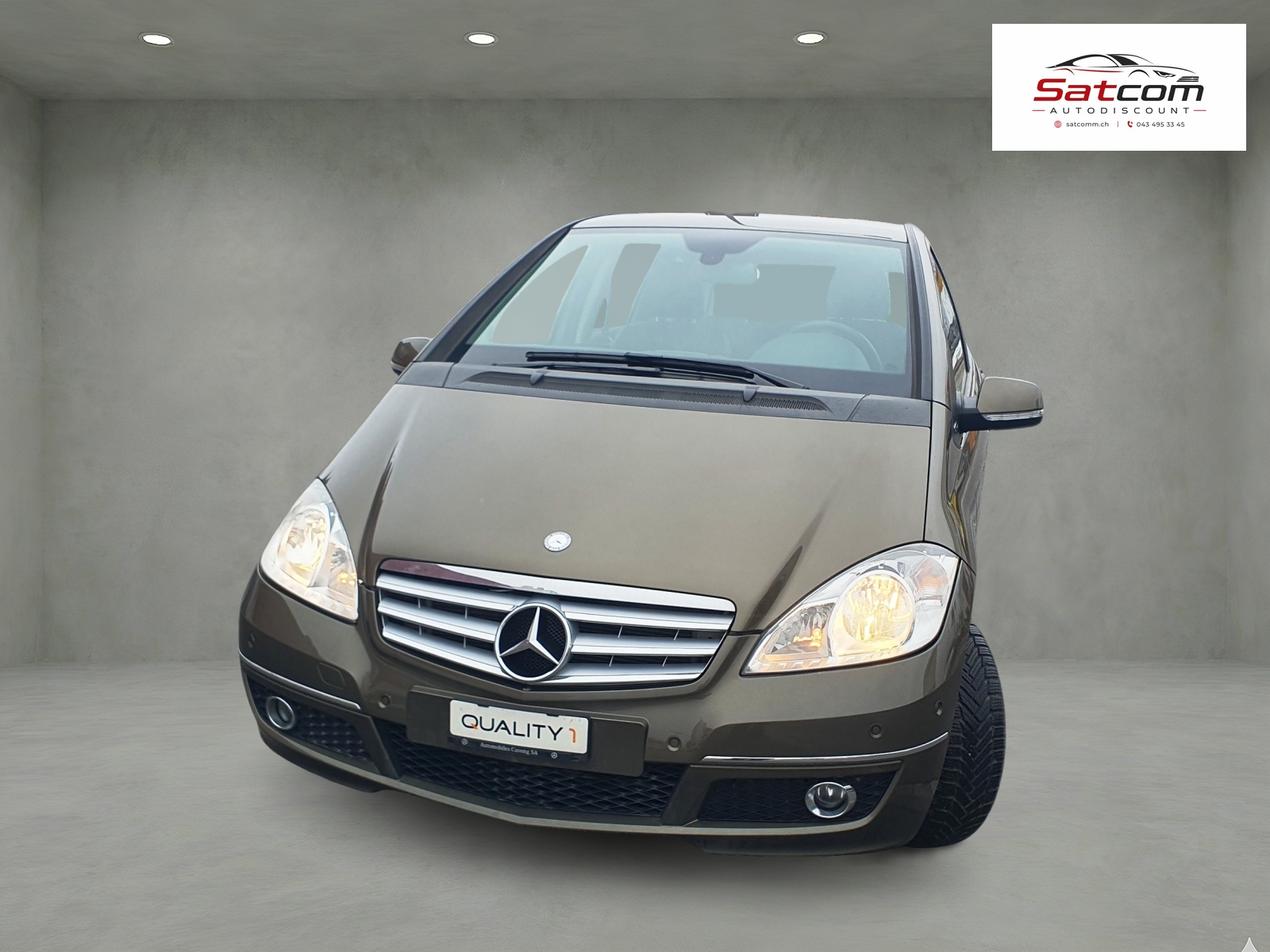 MERCEDES-BENZ A 170 Avantgarde Edition A-showroom-element-2
