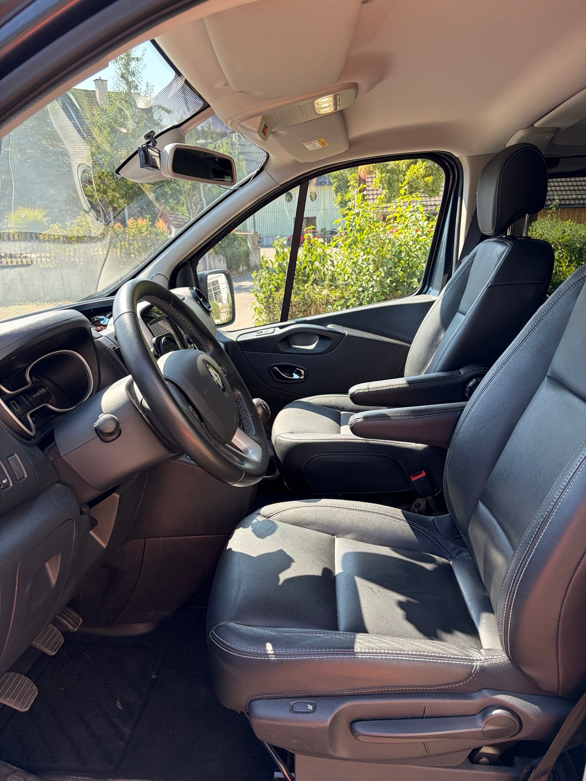 RENAULT Trafic 1.45 dCi TwinTurbo SpaceClass-image-4