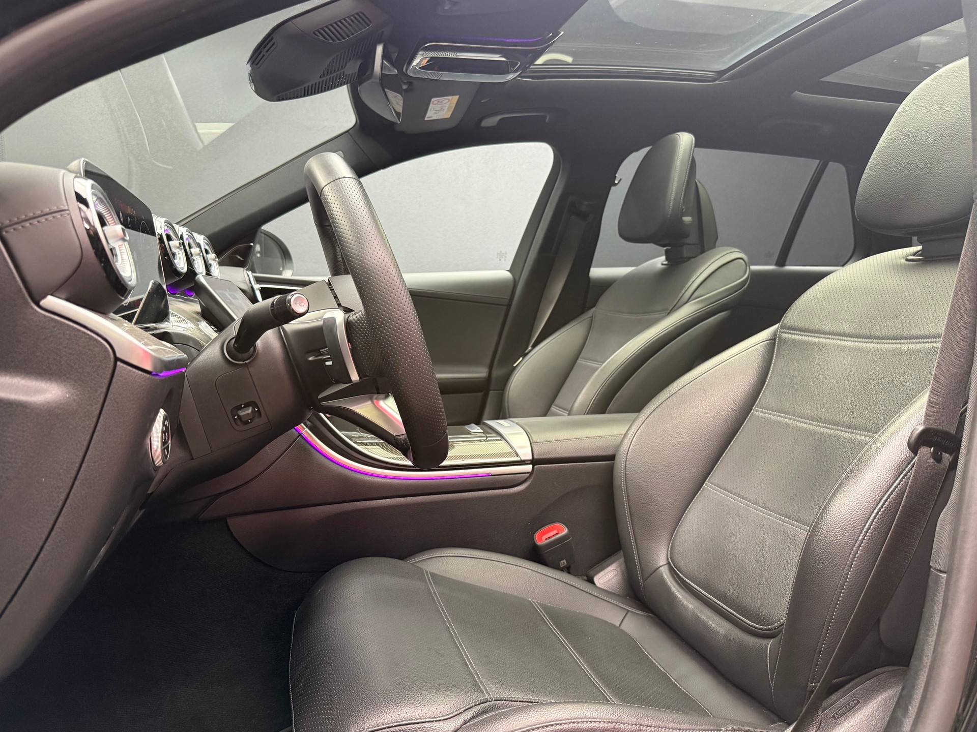 MERCEDES-BENZ C 220 d AMG Line 4matic Werksgarantie Vollausstattung-image-8
