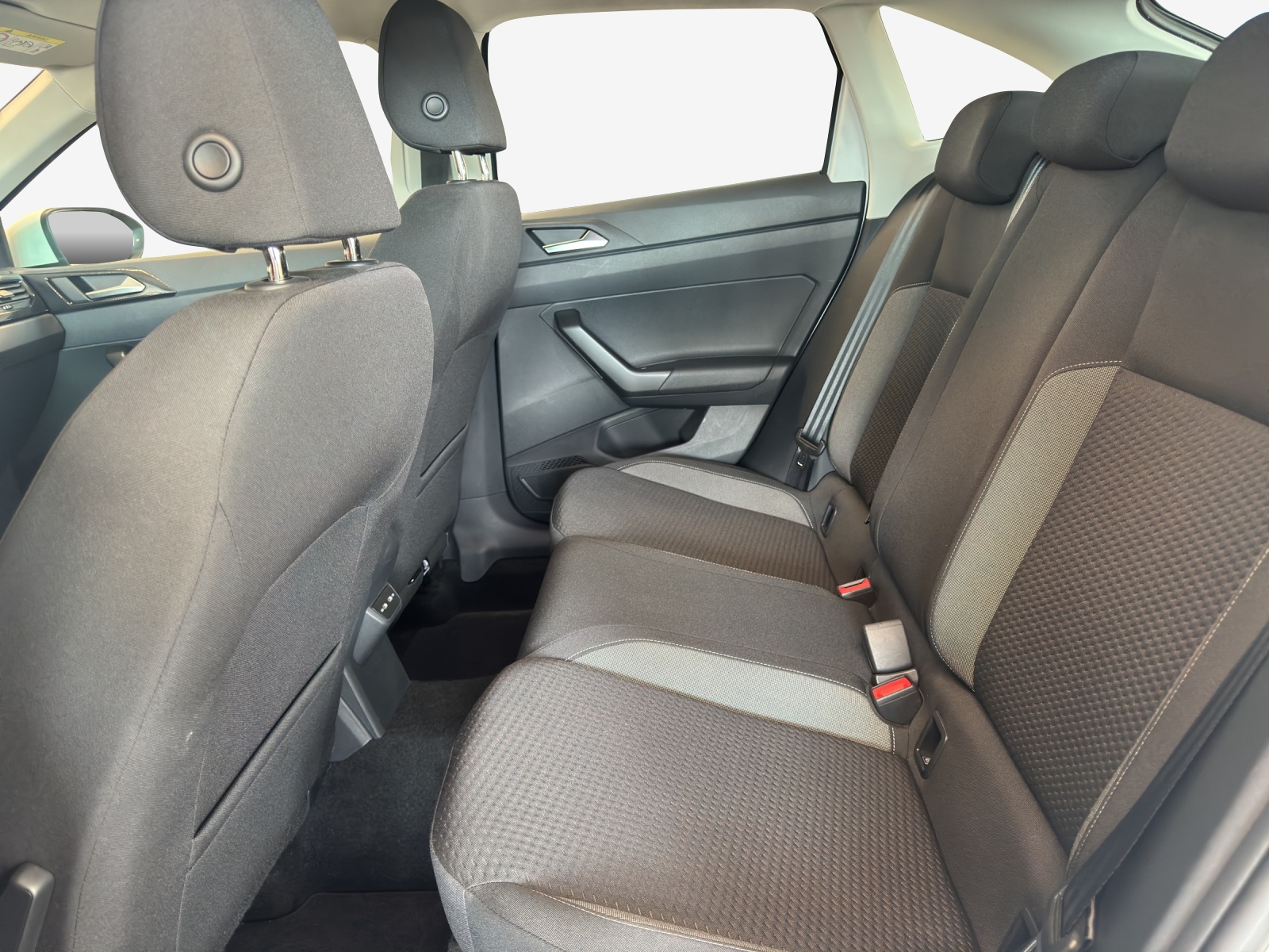 VW Taigo 1.0 TSI Life-image-11