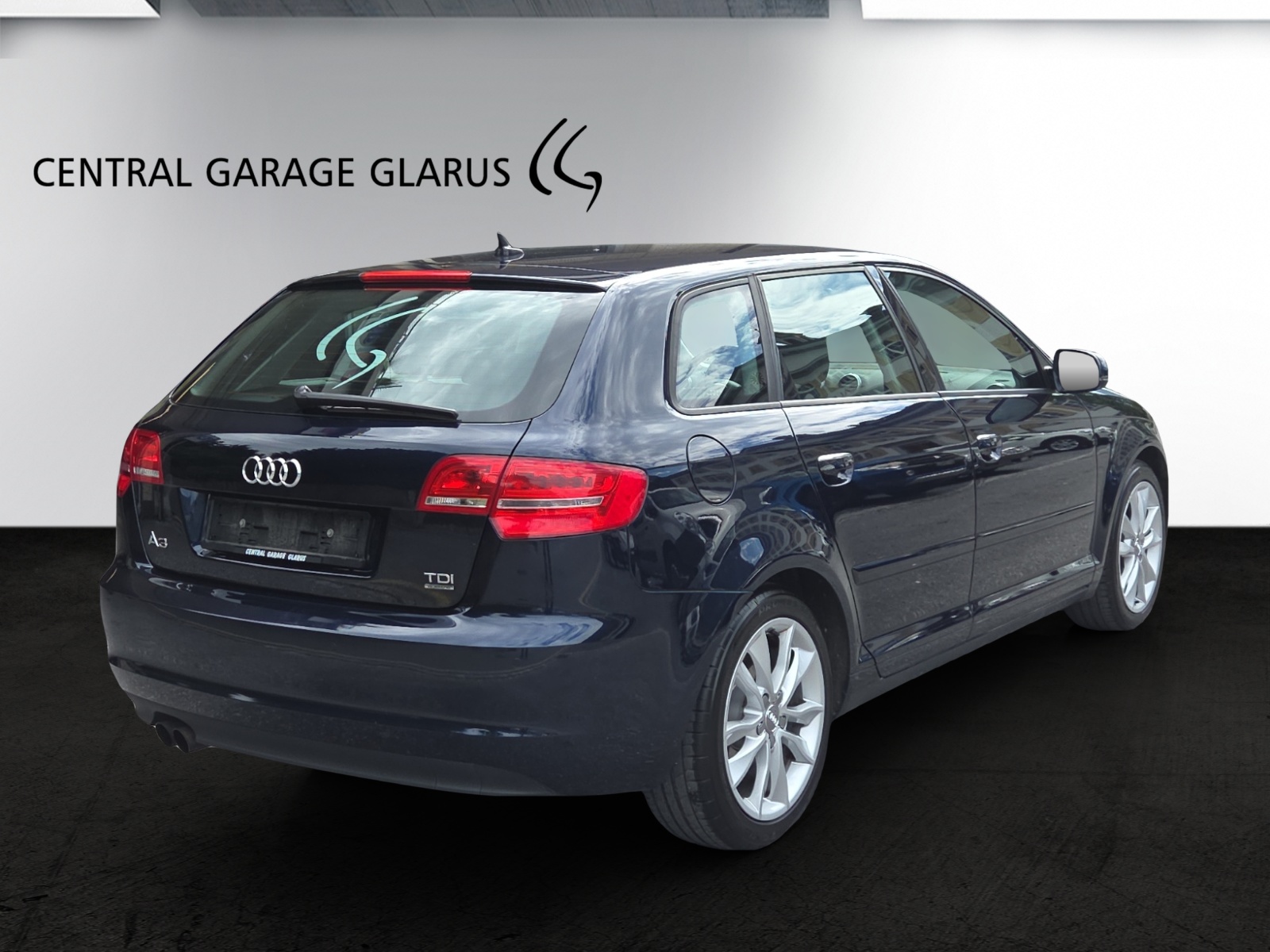 AUDI A3 Sportback 2.0 TDI Ambition quattro-image-5