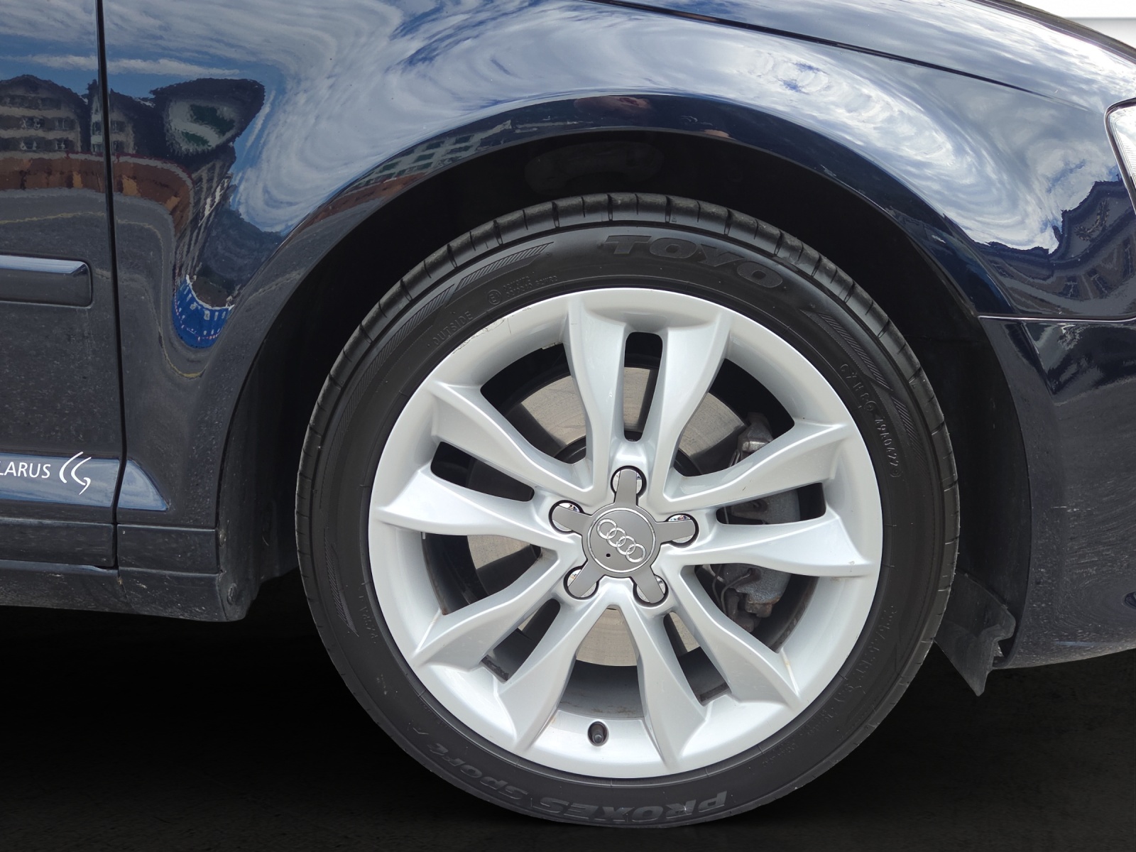 AUDI A3 Sportback 2.0 TDI Ambition quattro-image-8