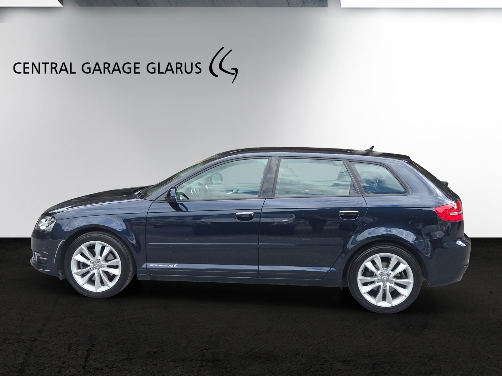AUDI A3 Sportback 2.0 TDI Ambition quattro-showroom-element-3