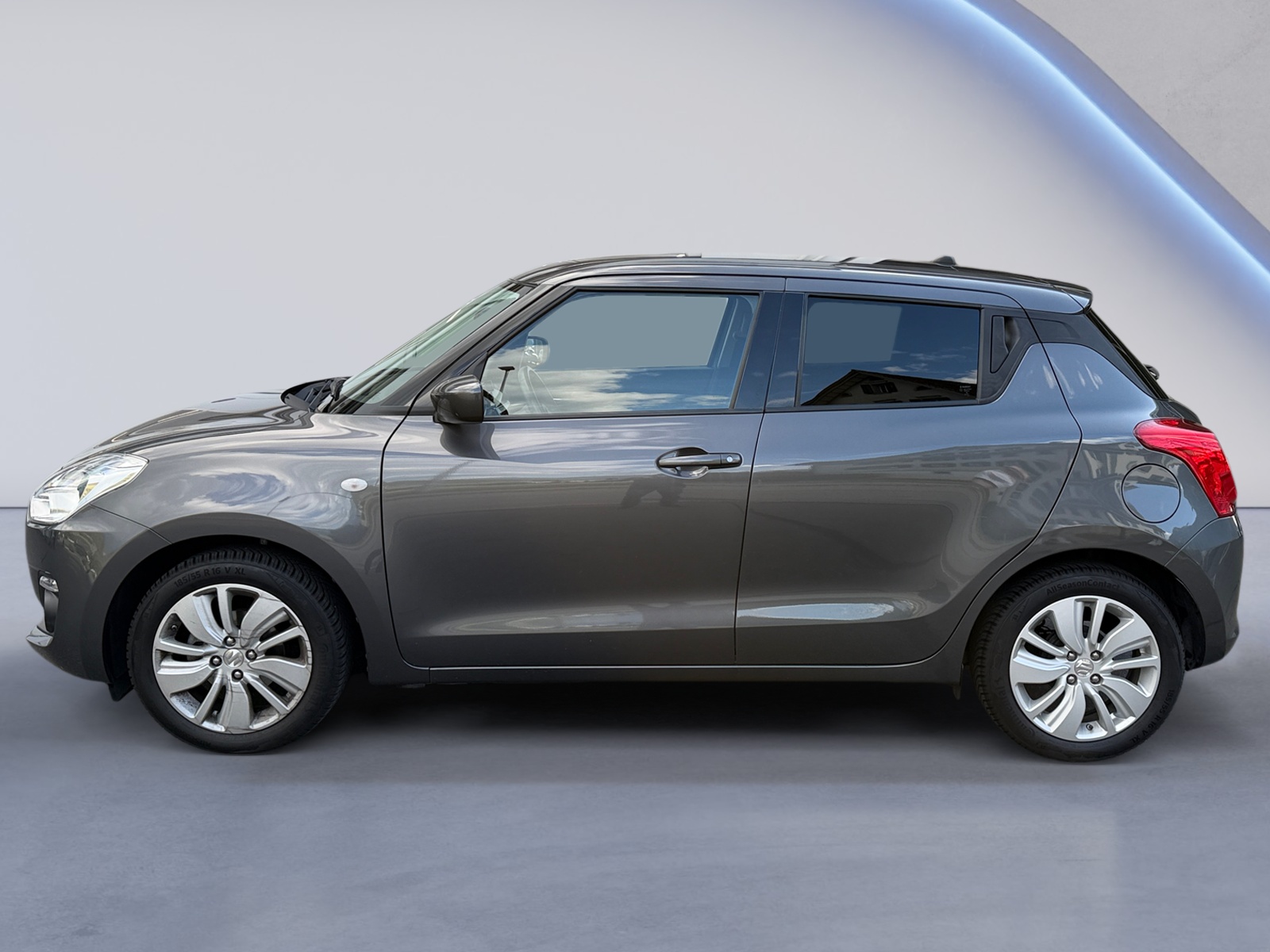 SUZUKI Swift 1.2 Unico-showroom-element-1