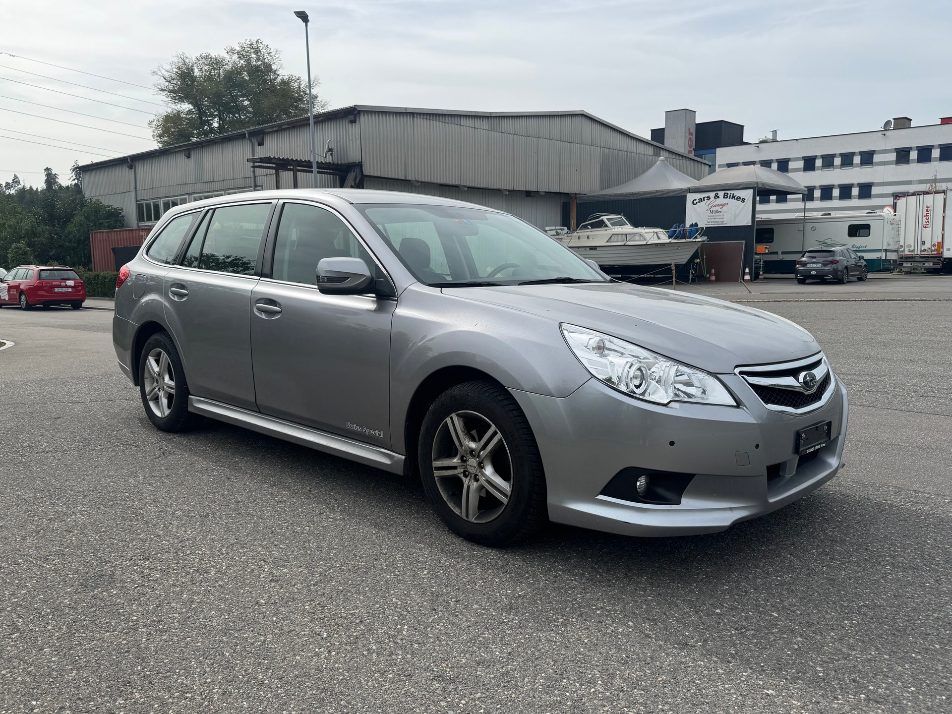 SUBARU Legacy 2.0i Swiss AWD Lineartronic