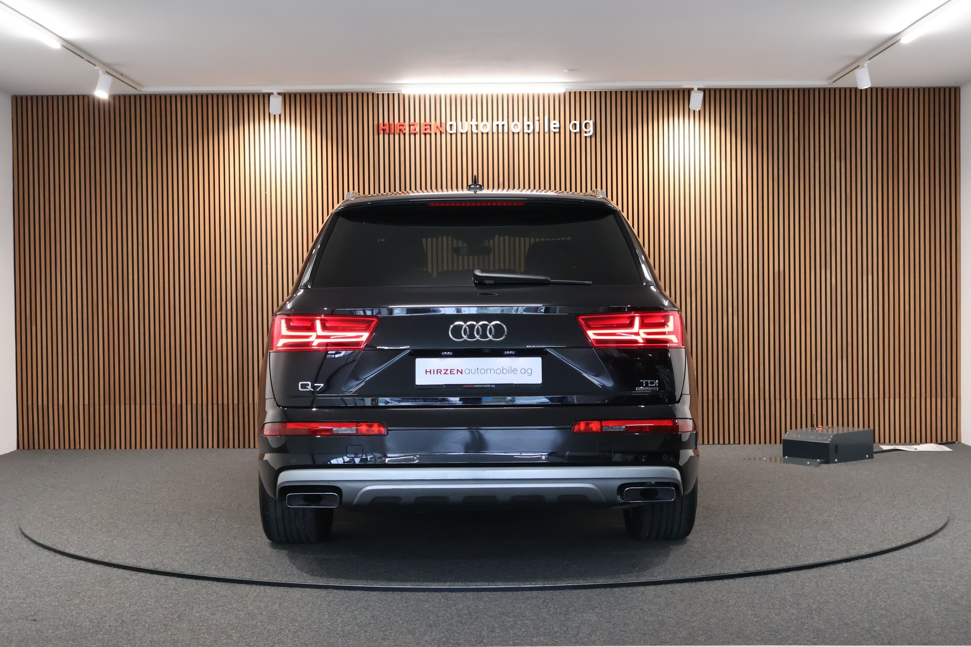 AUDI Q7 3.0 TDI quattro tiptronic 7 Sitze-showroom-element-3