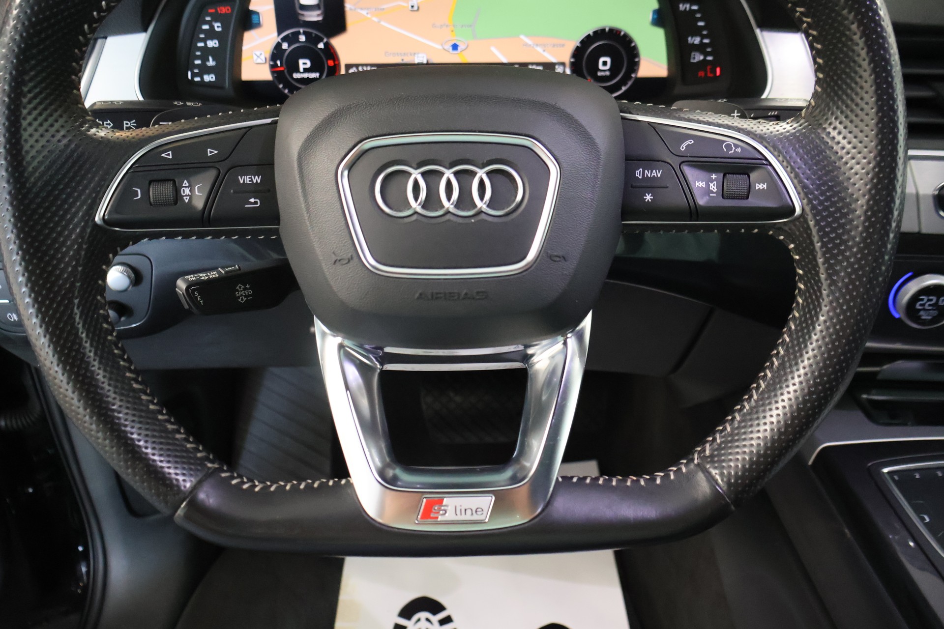 AUDI Q7 3.0 TDI quattro tiptronic-image-27