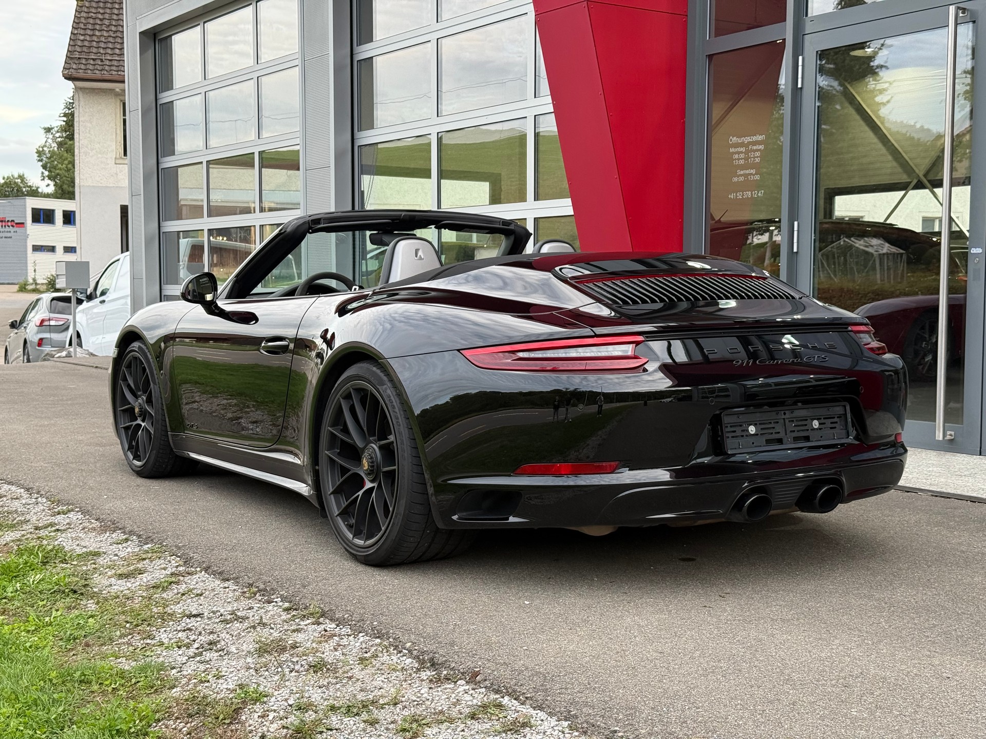PORSCHE 911 Cabrio Carrera GTS PDK-showroom-element-2
