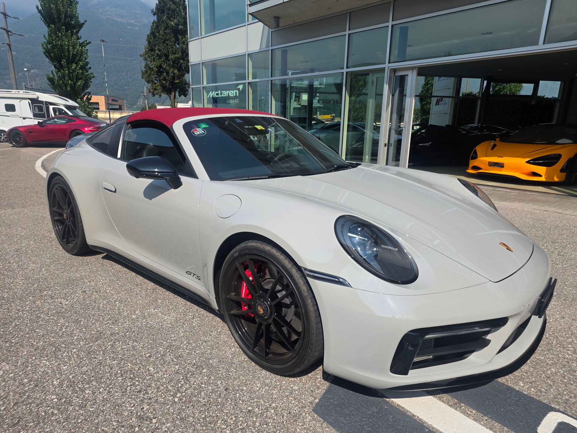 PORSCHE 911 Targa 4 GTS PDK-image-8