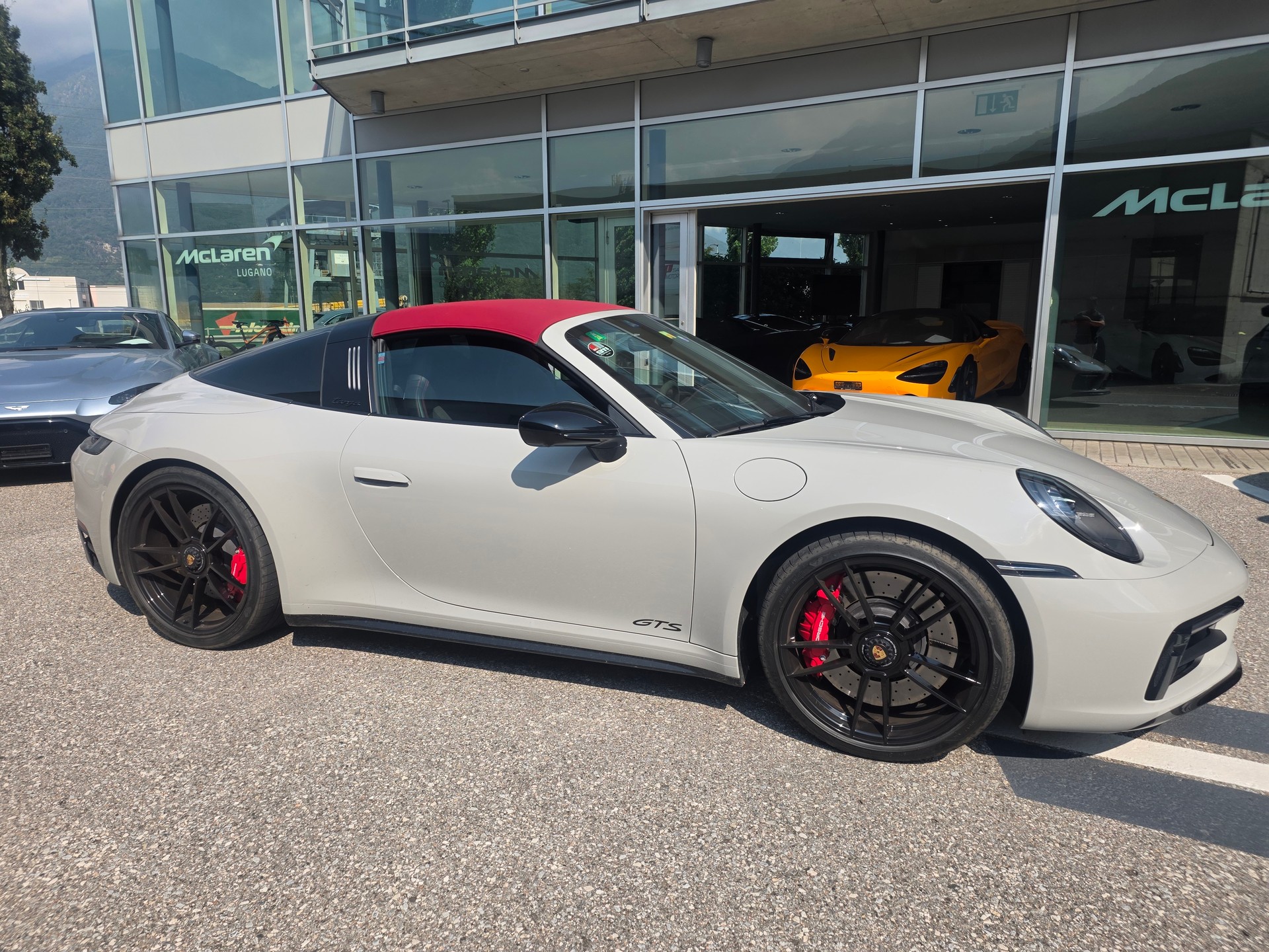 PORSCHE 911 Targa 4 GTS PDK-image-6