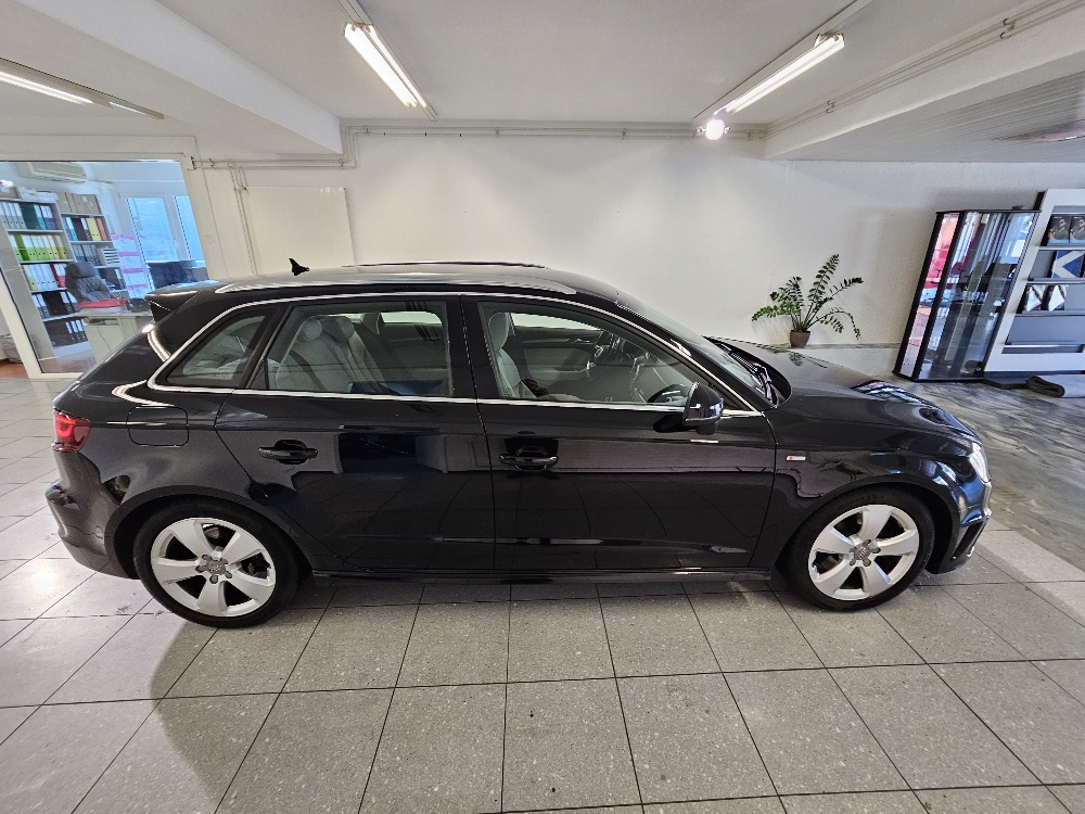 AUDI A3 Sportback 1.8 TFSI Ambiente quattro S-tronic-showroom-element-3