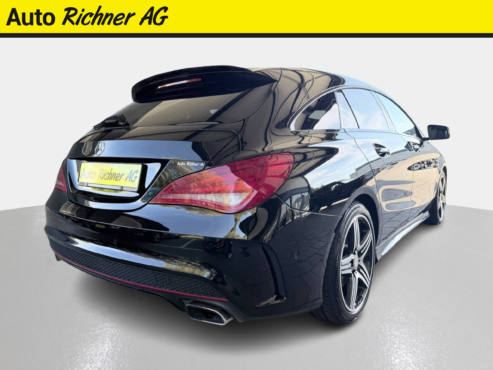 MERCEDES-BENZ CLA 250 Sport 4m Shooting Brake-showroom-element-3