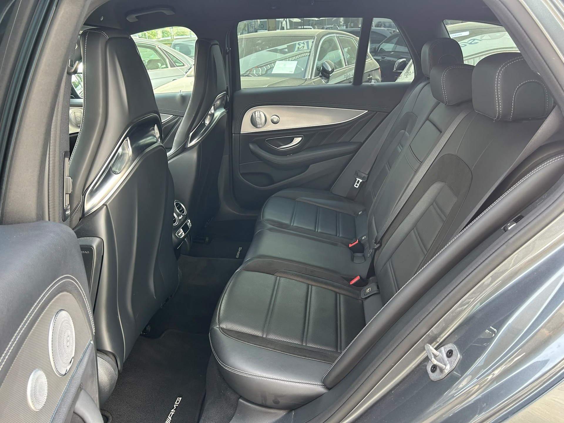 MERCEDES-BENZ E 53 AMG 4Matic 9G-Tronic-image-15