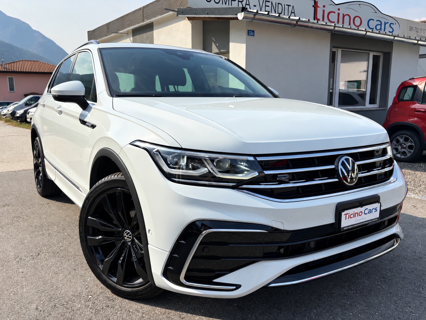 VW Tiguan 2.0 TDI SCR R-Line 4Motion DSG