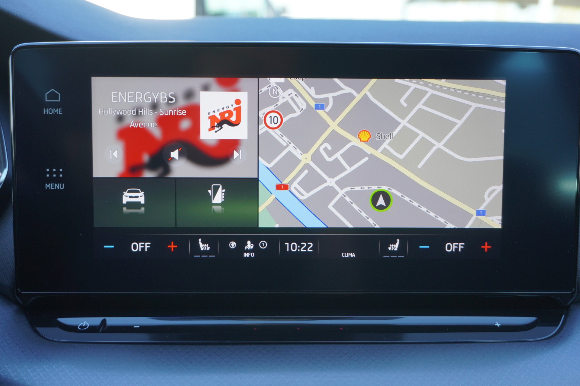 SKODA Octavia Combi 2.0 TDI DSG Ambition 4x4-image-23