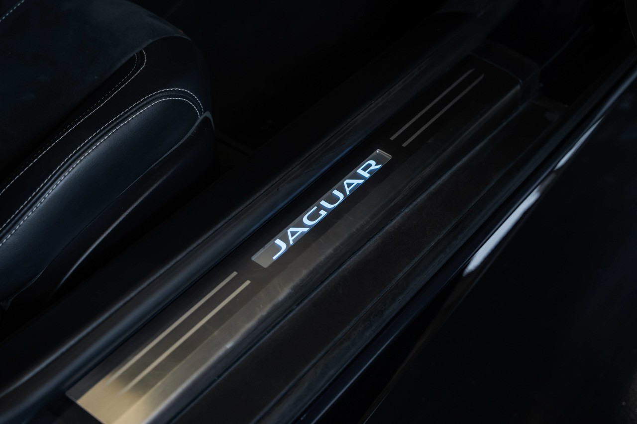 JAGUAR F-Type Coupé R 5.0 V8 S/C-image-30