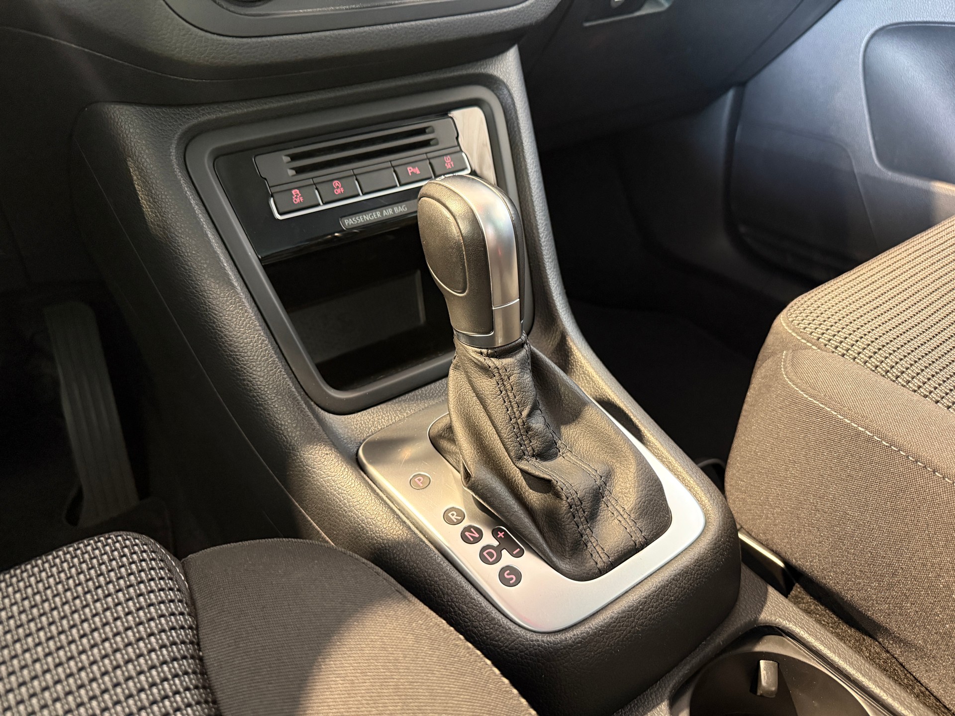 VW Sharan 1.4 TSI BlMT Comfortline DSG ***7-SITZE / DISTANZREGLER***-image-9