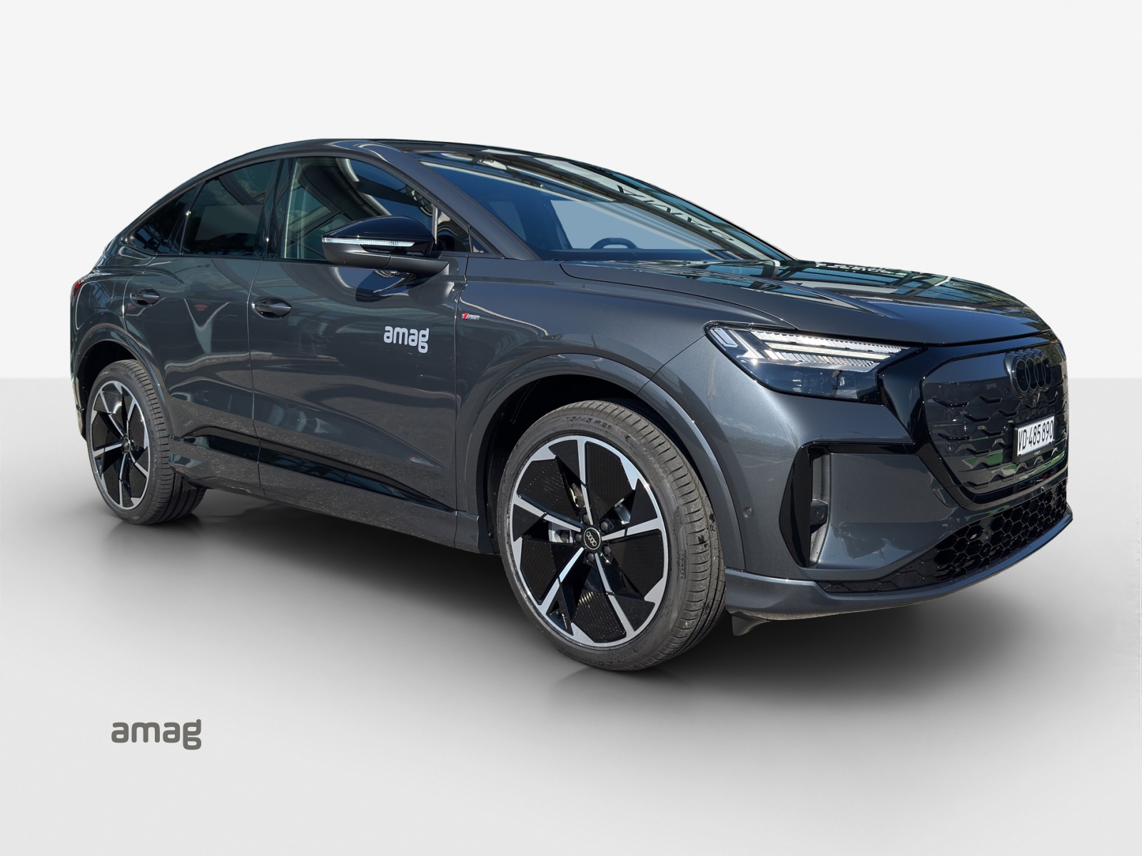 AUDI Q4 Sportback e-tron quattro performance Swiss Ski-image-8