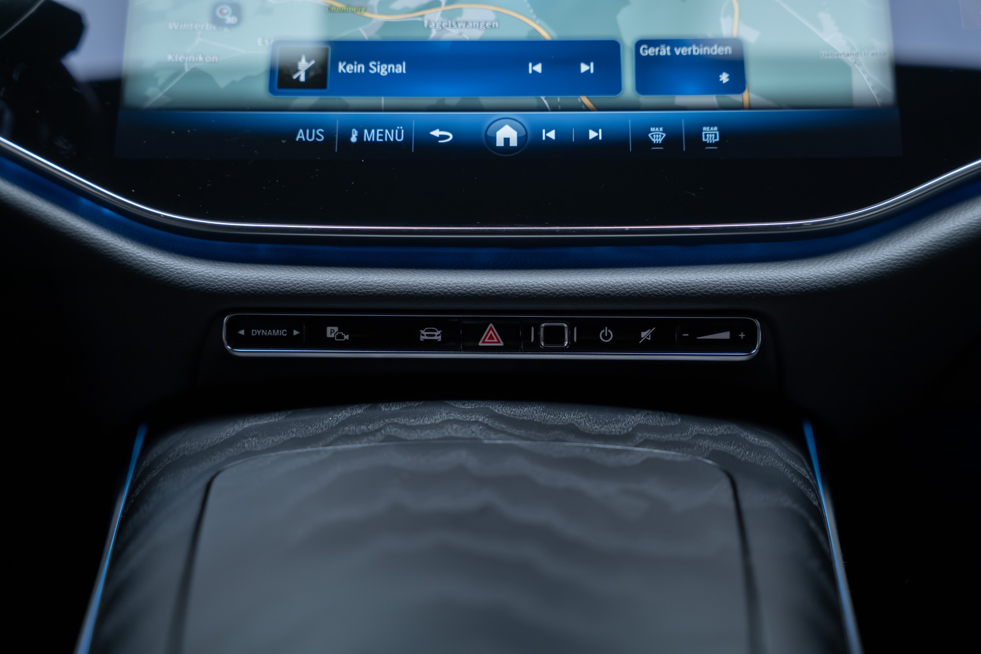 MERCEDES-BENZ E 200 AMG Line / Hyperscreen / Rückfahrkamera / el.Sitze-image-34
