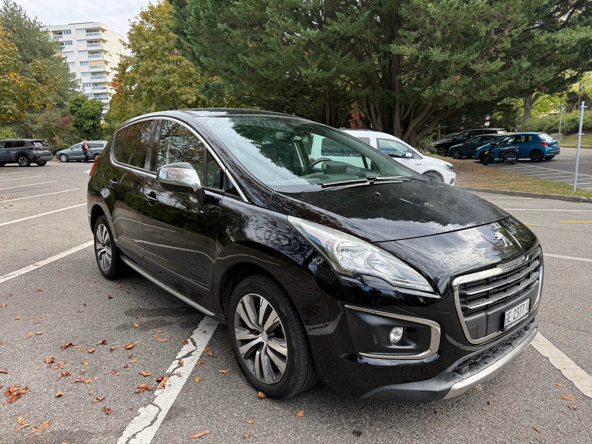 PEUGEOT 3008 1.6 16V T Allure Tiptronic-showroom-element-1